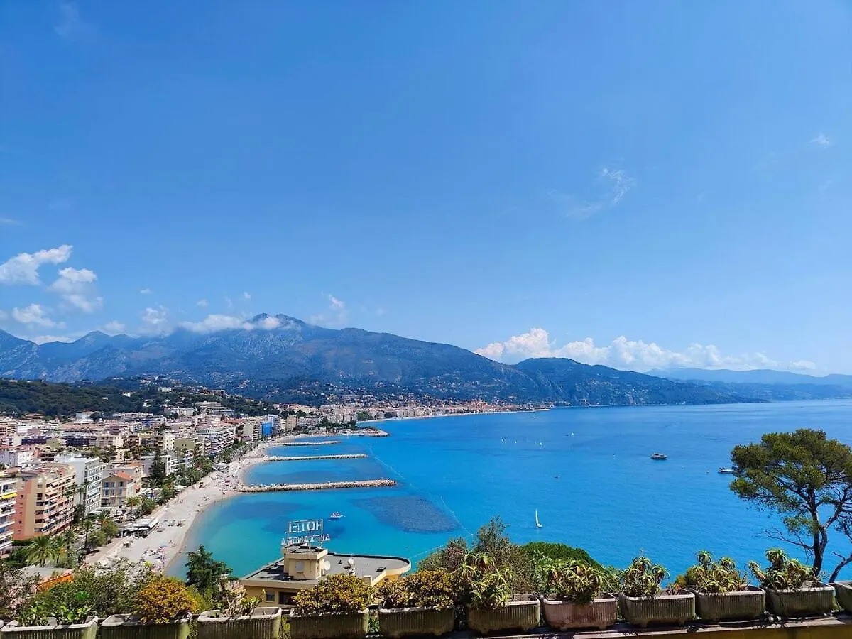 Le Coq -Splendide Vue -Magnifique Piscine -Parking Apartment Cap-d'Ail