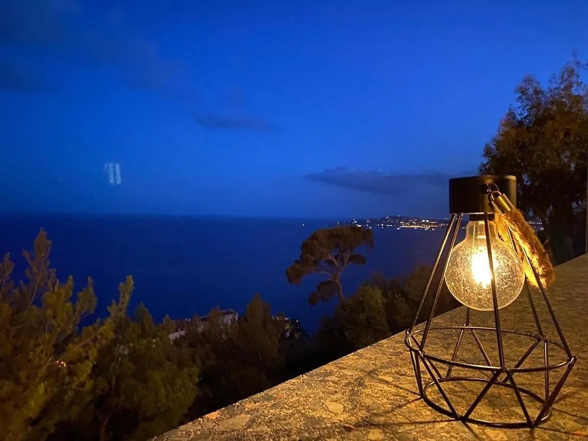 Le Coq -Splendide Vue -Magnifique Piscine -Parking Apartment Cap-d'Ail France