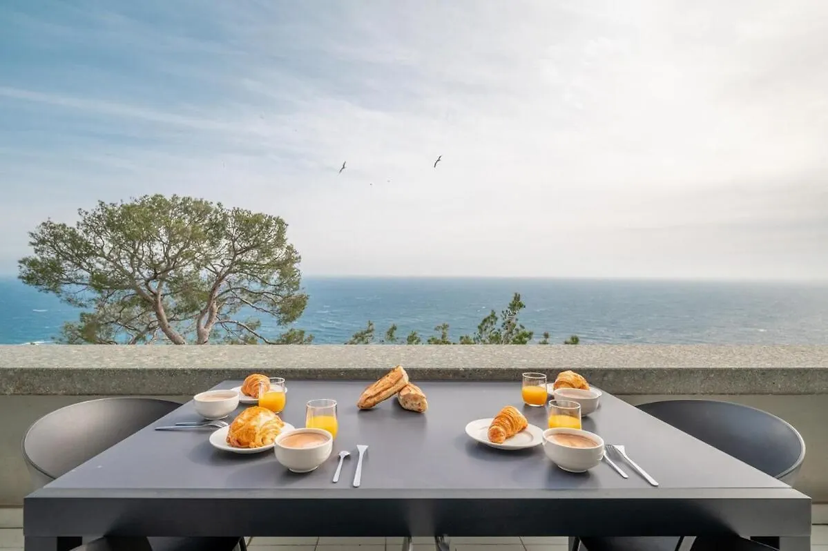 Le Coq -Splendide Vue -Magnifique Piscine -Parking Apartment Cap-d'Ail